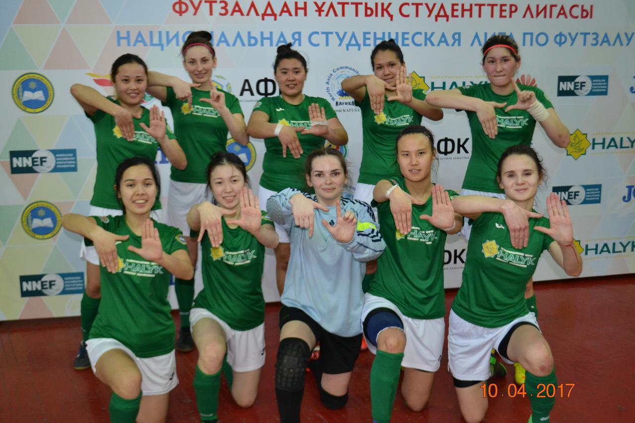Ostello Interhouse Almaty Esterno foto